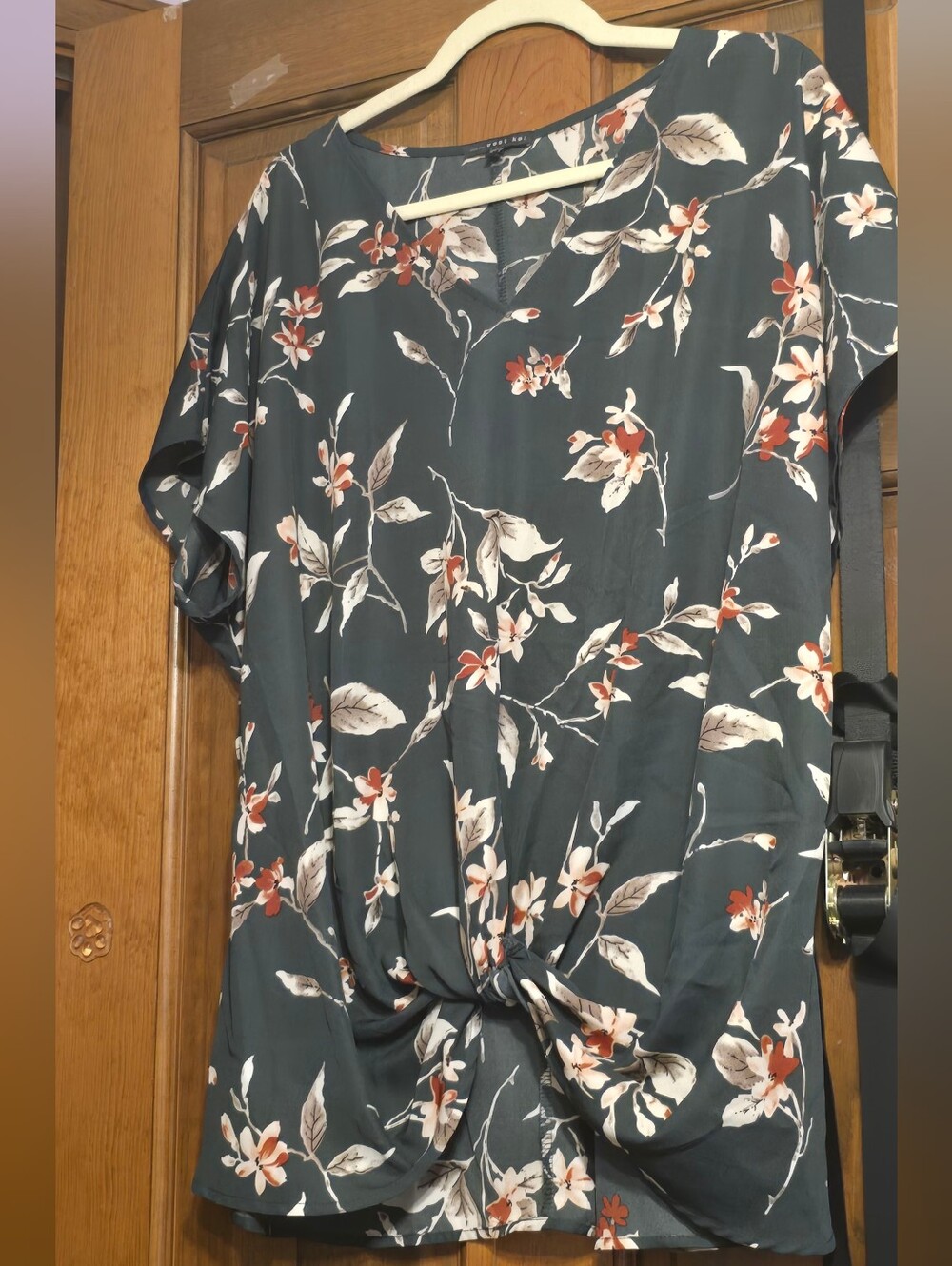 Women’s Floral Knot-Front Top in Slate Blue
